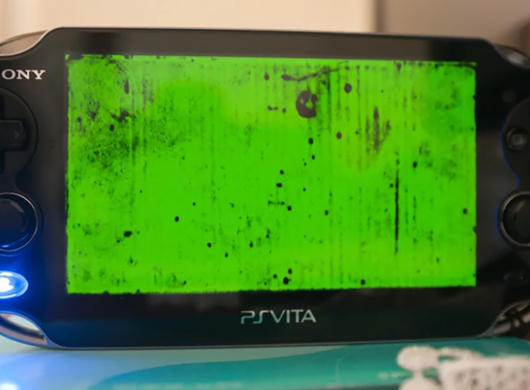 PS Vita сломан дисплей